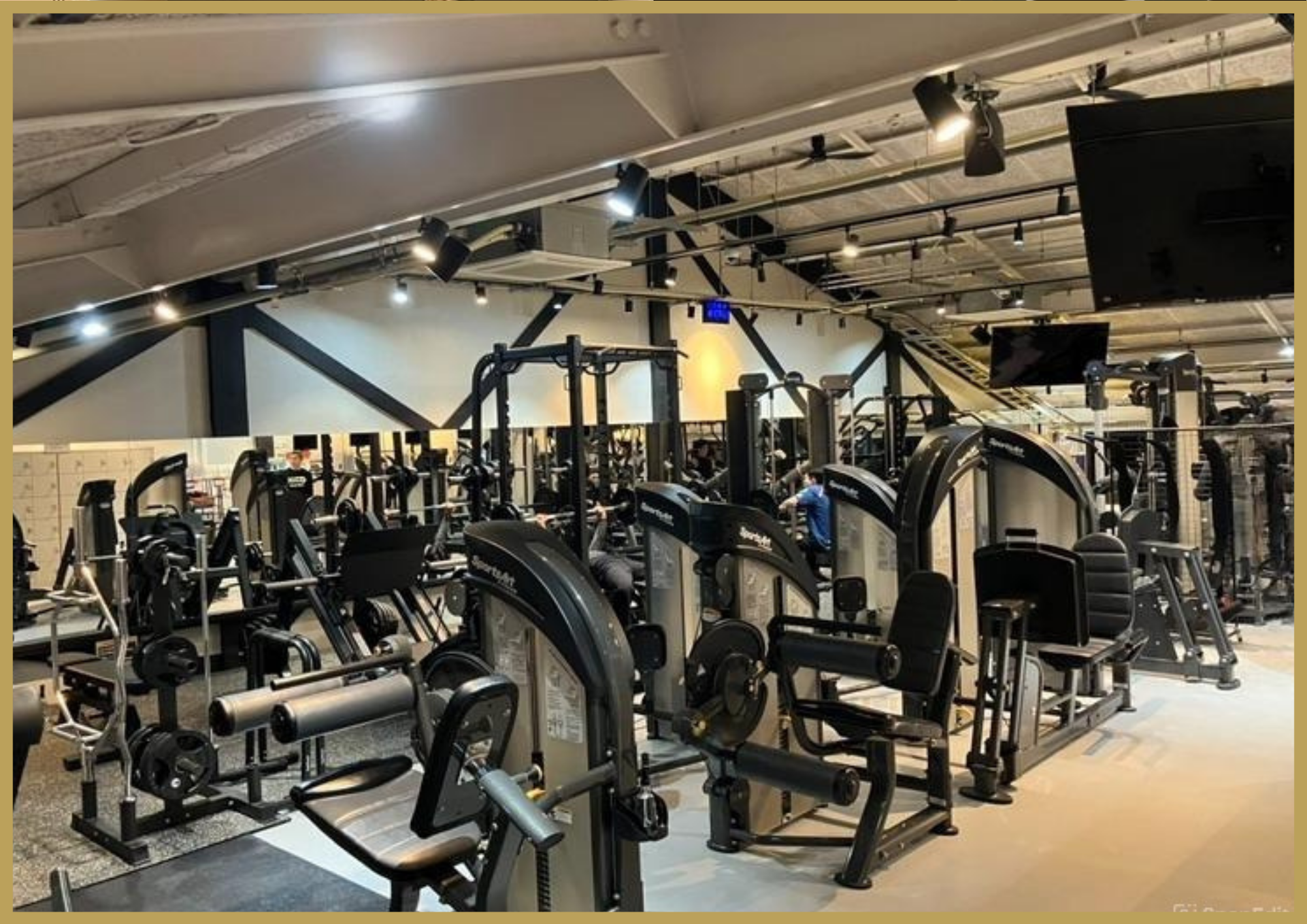 初心者から上級者まで幅広い層にご利用頂けます（伊賀上野店|三重県伊賀市のフィットネスジム）