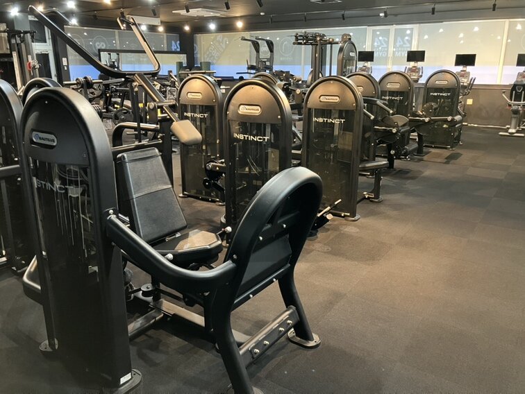 マシンは使いやすく初心者でも簡単！（水沢店|岩手県奥州市のフィットネスジム）