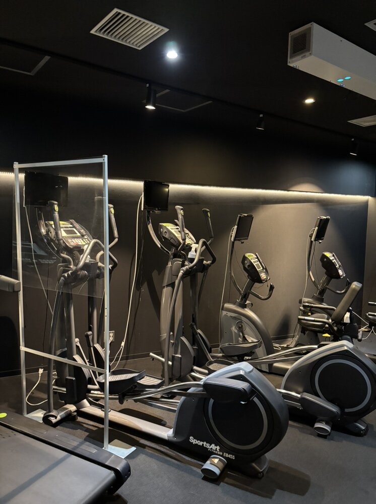 脂肪燃焼に効果的な有酸酸素マシンも豊富にご用意！（志紀店|大阪府八尾市のフィットネスジム）