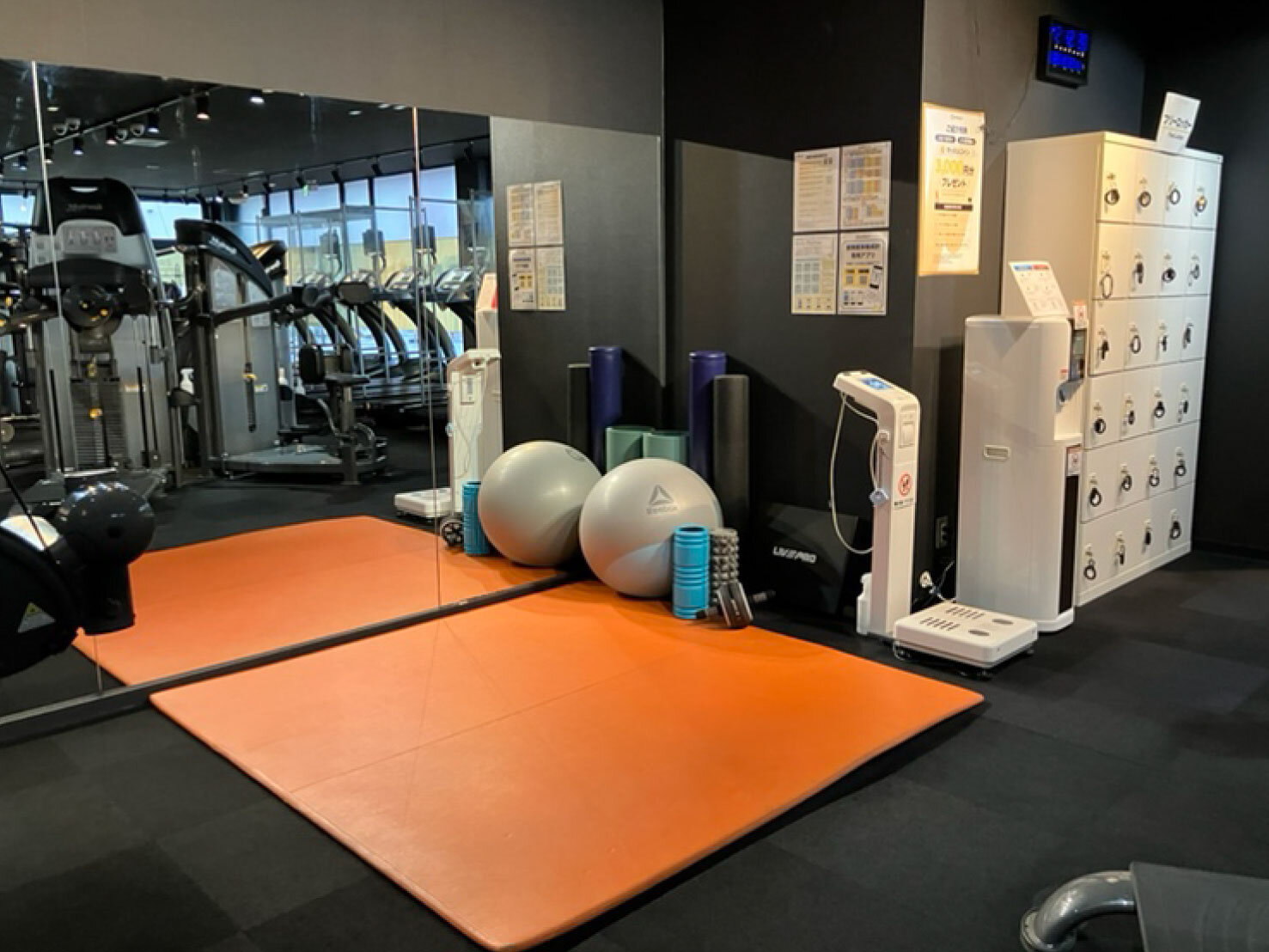 運動前後はしっかりストレッチ！（善根寺店|大阪府東大阪市のフィットネスジム）