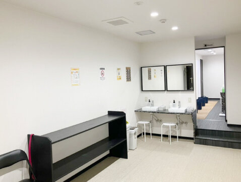 個室シャワールームを5室完備（西成店|大阪府大阪市西成区のフィットネスジム）