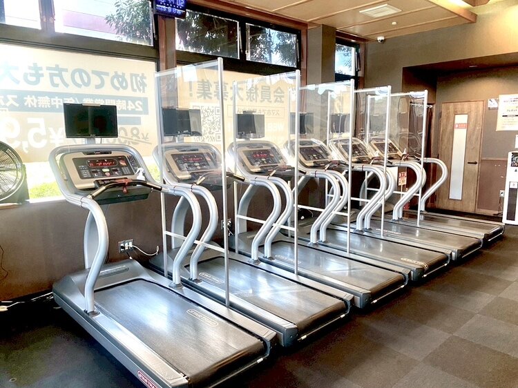 ランニングマシンは安心の6台完備！（葵店|静岡県浜松市中央区のフィットネスジム）