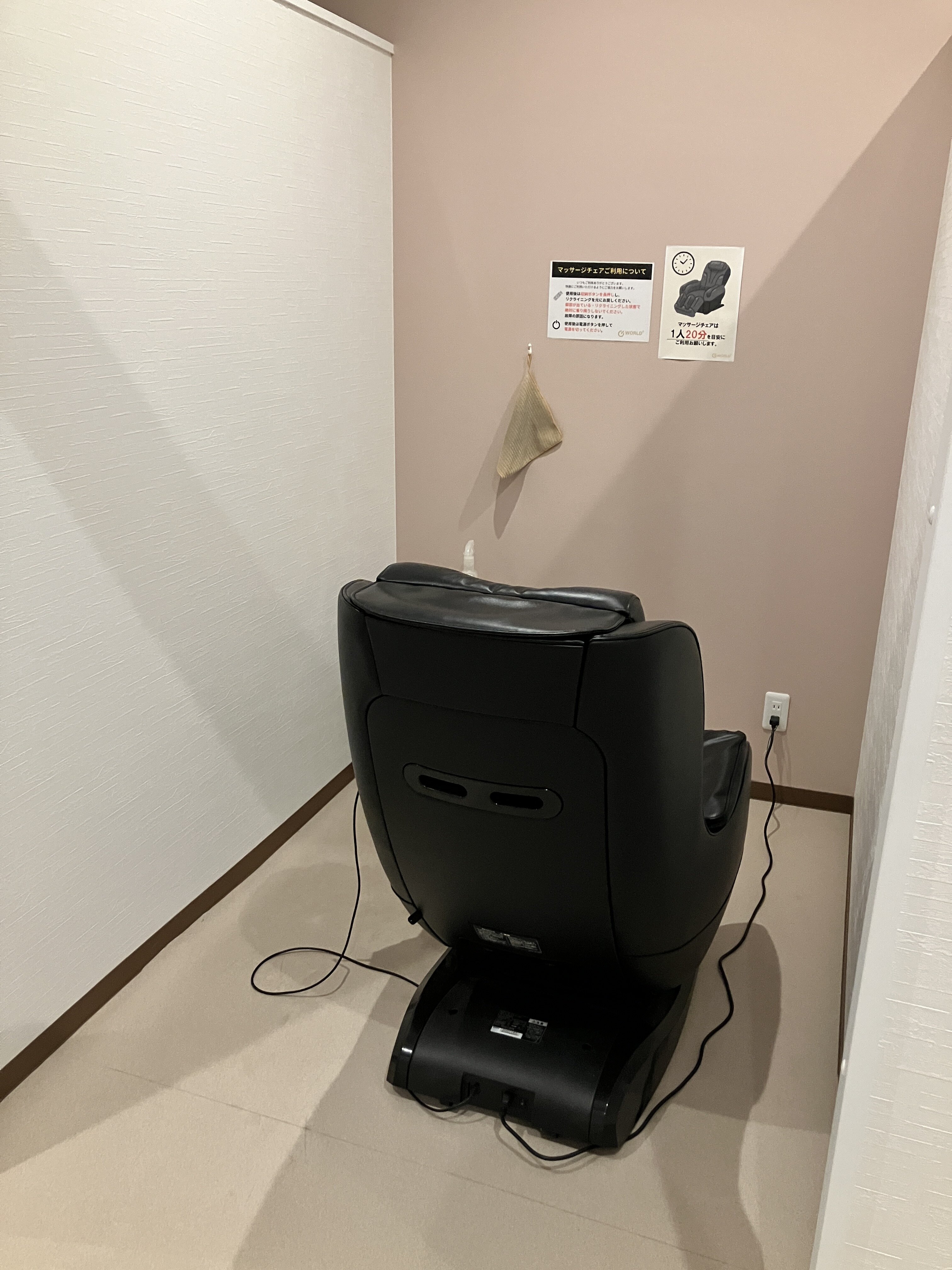 半個室のマッサージチェアも3部屋あり！もちろん無料でお使いいただけます！（青森五所川原店|青森県五所川原市のフィットネスジム）