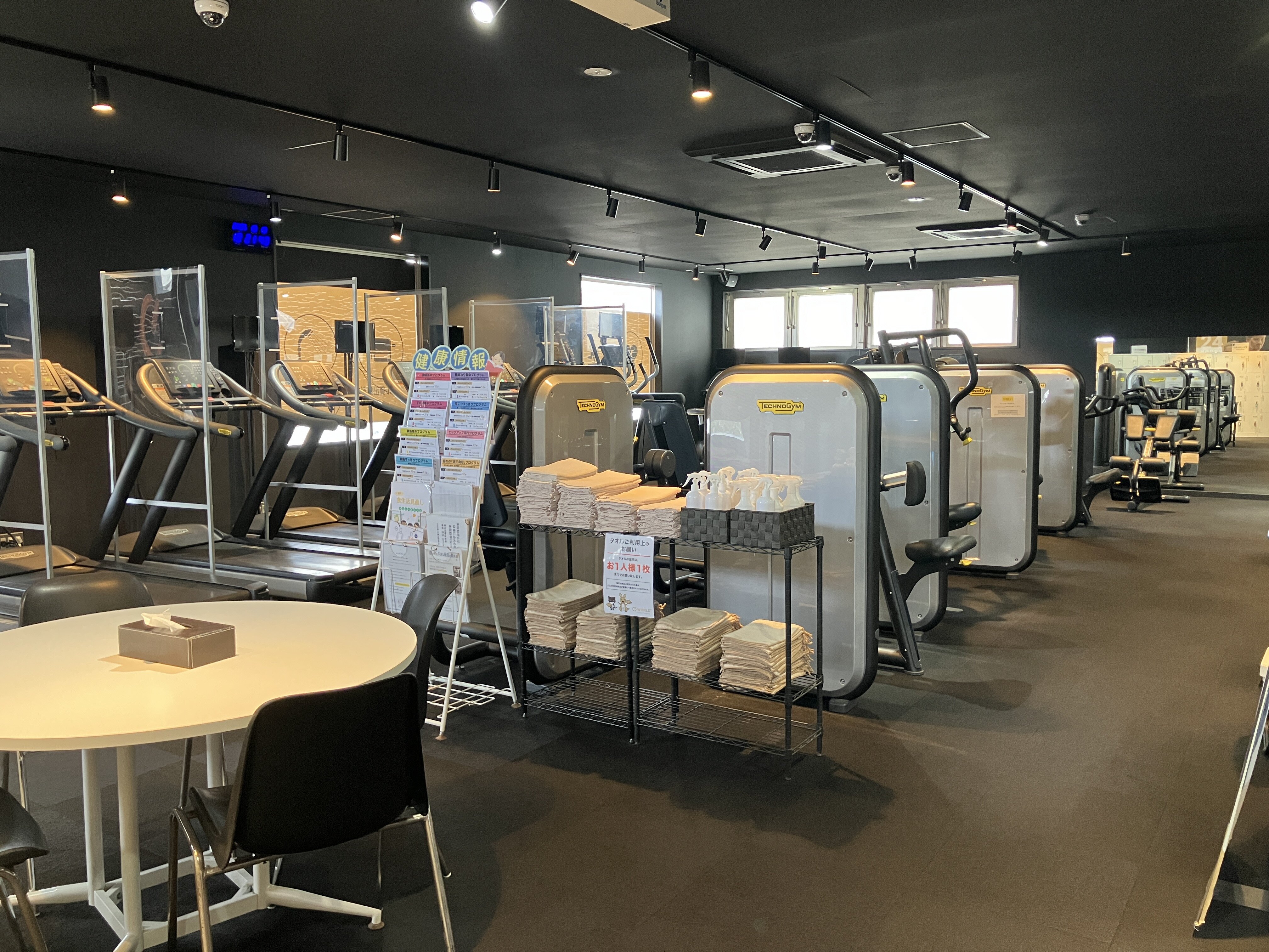 ☆無料駐車場・フリーWi-Fi・無料水素水!充実設備 ☆(姫路大津店|兵庫県姫路市大津区のフィットネスジム)