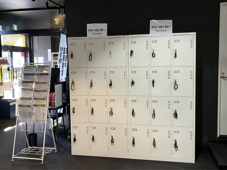 無料で使えるロッカーは鍵付きなので貴重品を入れておけるので安心！（釧路文苑店|北海道釧路市のフィットネスジム）