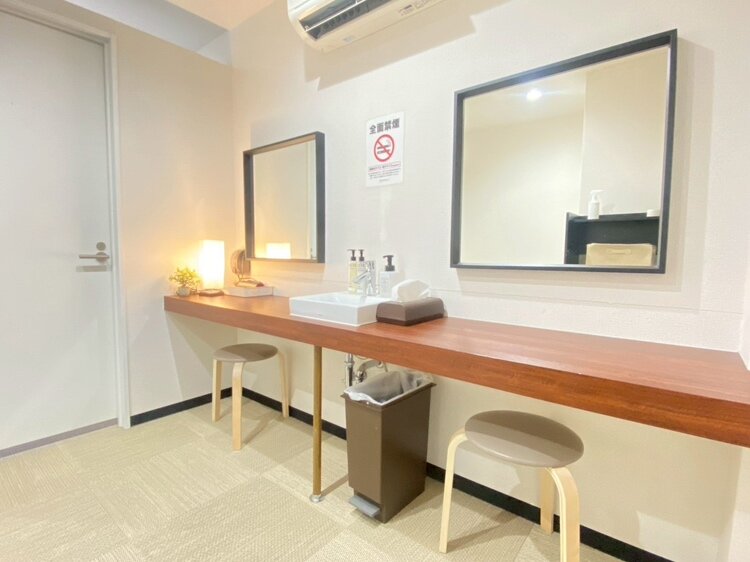 更衣室にはドライヤーも完備！身だしなみをゆっくり整えられるスペースがある安心感◎（葵店|静岡県浜松市中央区のフィットネスジム）