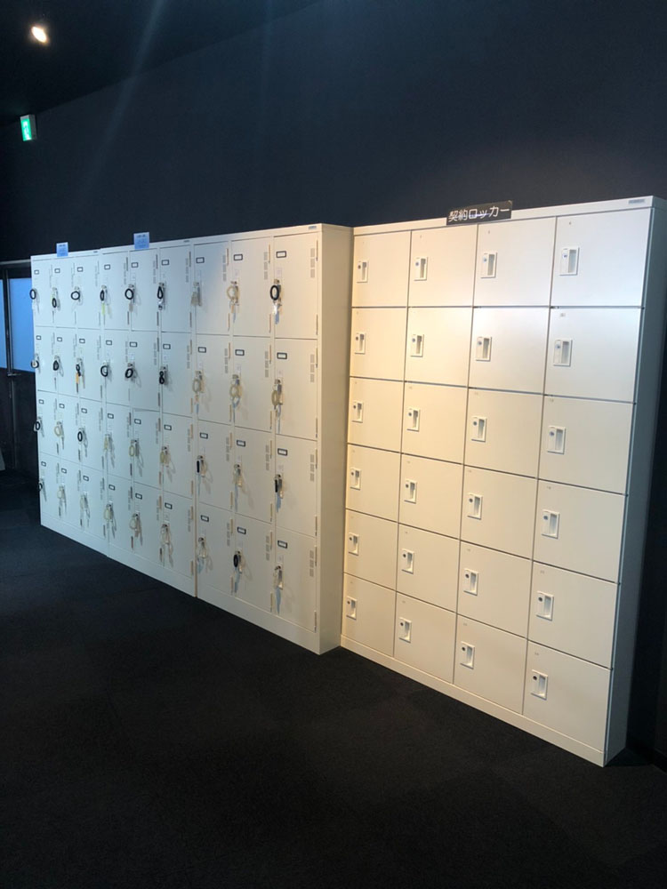 貴重品などは無料ロッカーに入れてトレーニング出来ます！（佐世保(瀬戸越)店）