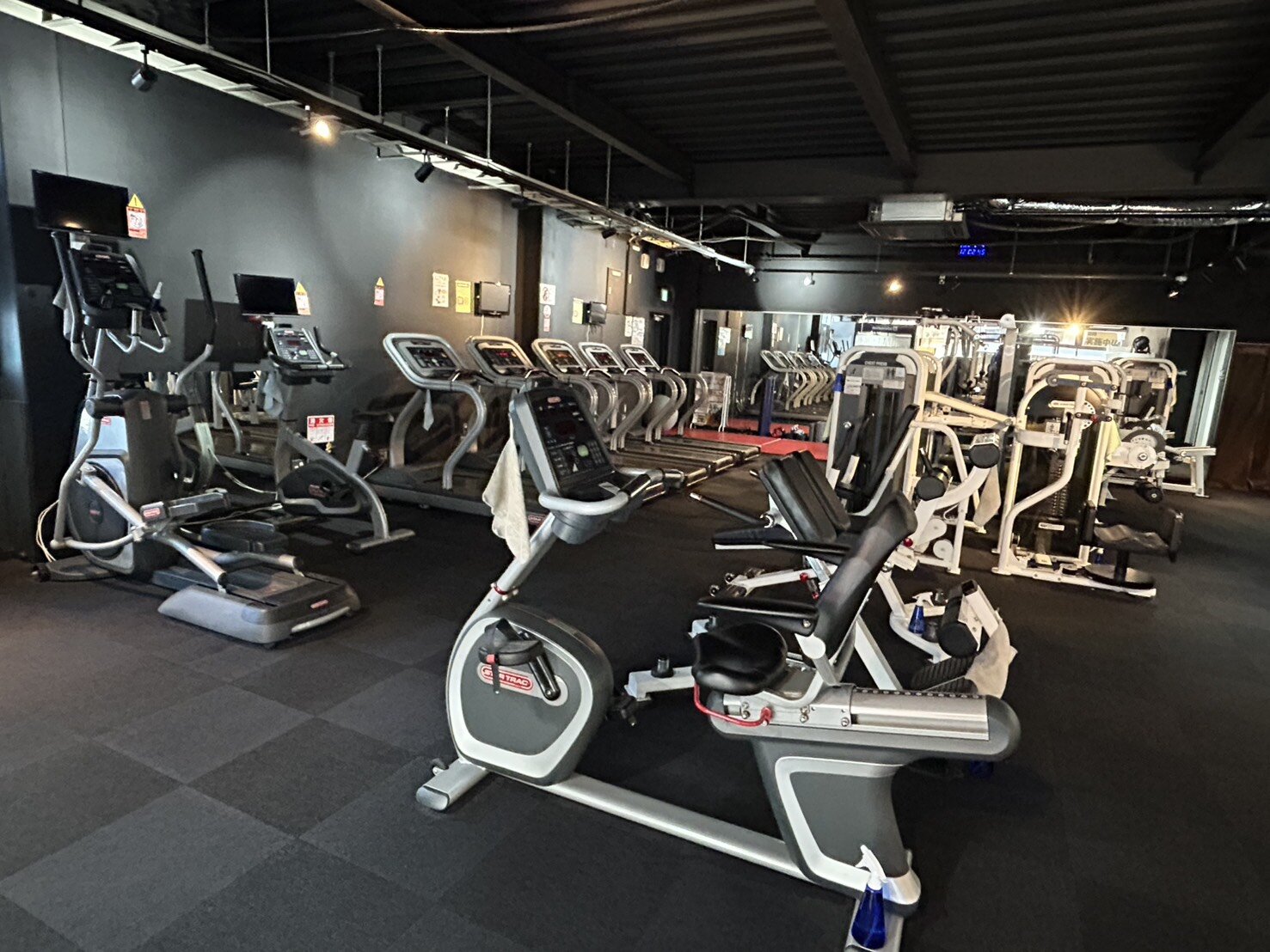 店内マシーン（高安店|大阪府八尾市のフィットネスジム）